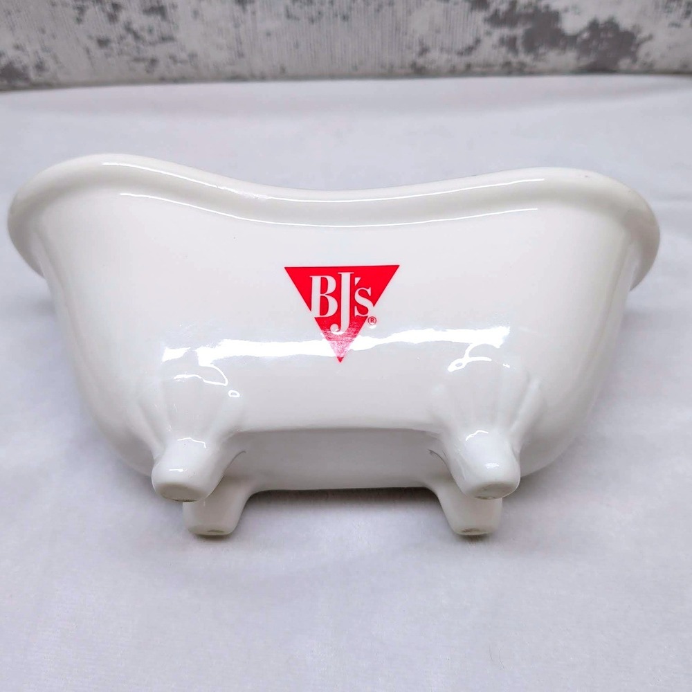 BJs Restaurant Brewhouse Ceramic Clawfoot Bathtub Dish White Red Logo 8.5 Inch